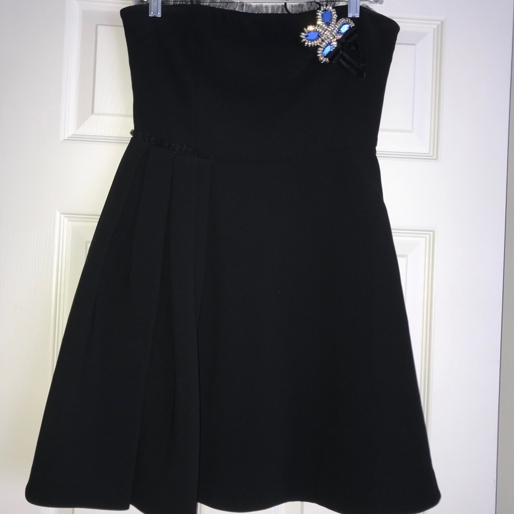 Cinq à Sept Black Evening Dress